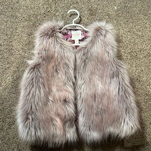 Cat & Jack Pink Girls Faux Fur Vest with Floral lining. Size 10/12 (L)